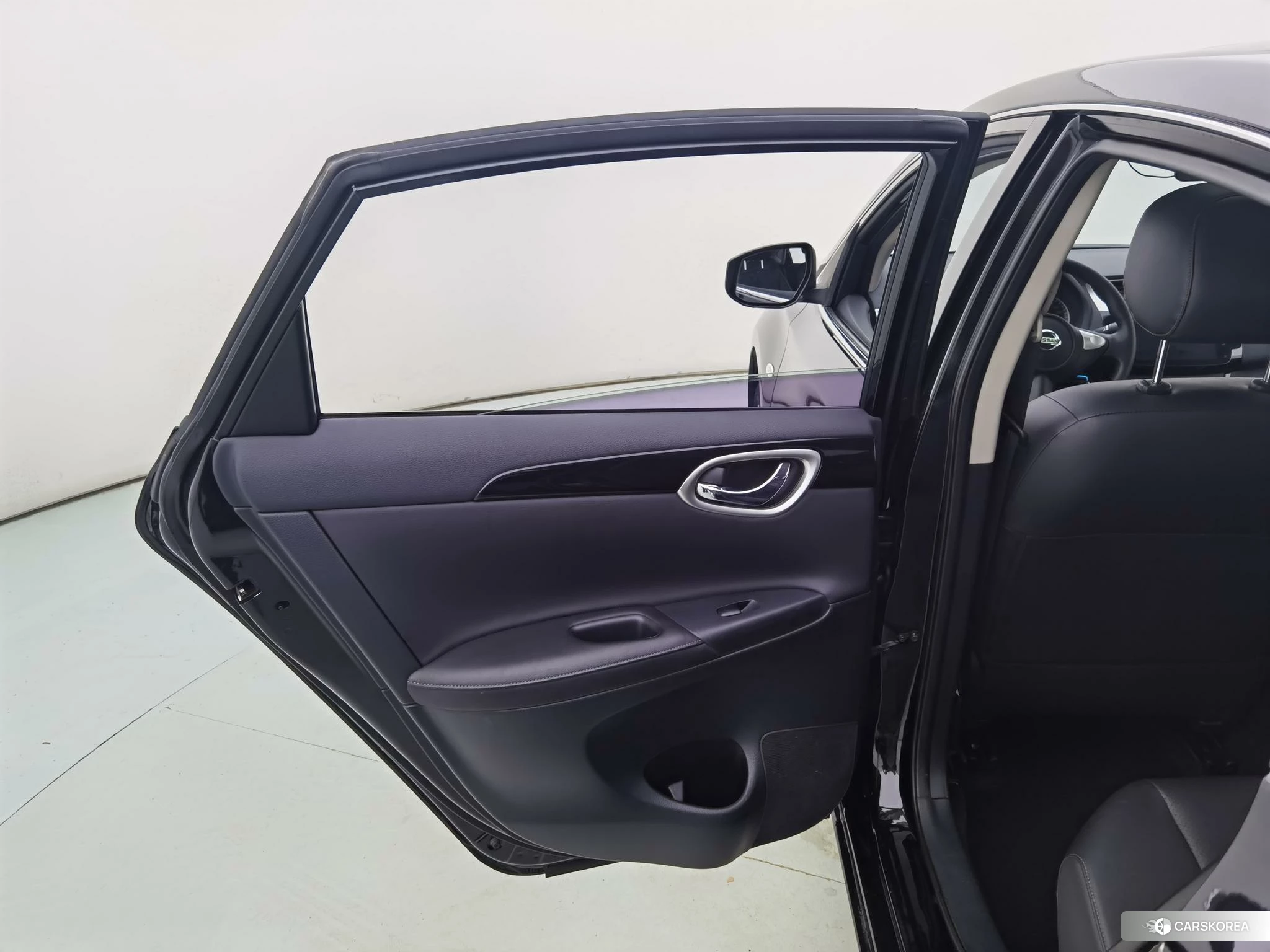 Nissan Xuan Yi id 4512461 из Китая 21
