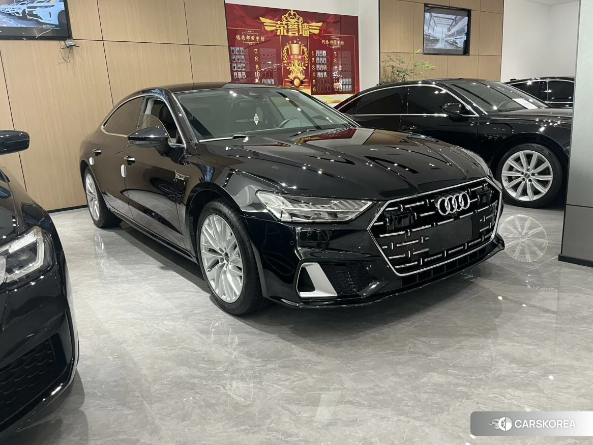 Audi A7L 2023 Черный из Китая, фото 6