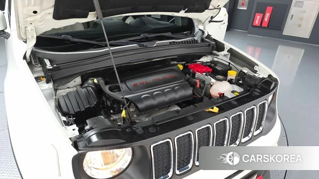 Jeep Renegade id 4361696 из Кореи 30