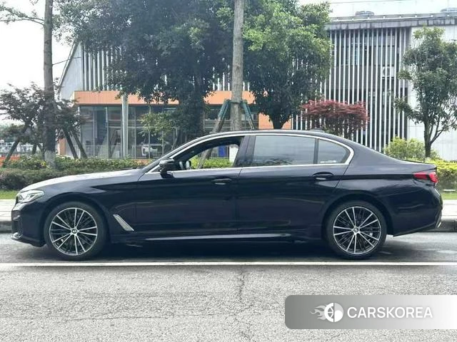 BMW 5 series 2021 Черный из Китая, фото 6