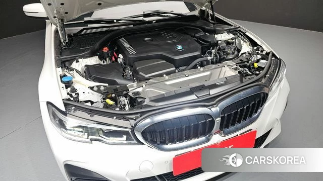 BMW 3 Series (G20) id 3859675 из Кореи 16