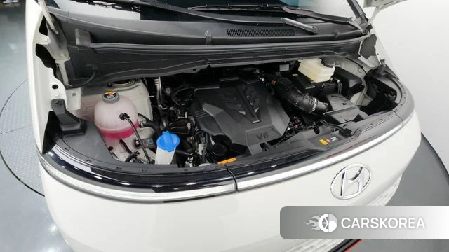 Hyundai Staria id 3805900 из Кореи 16