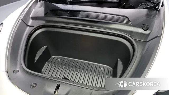 Tesla Model Y id 2994437 из Кореи 16