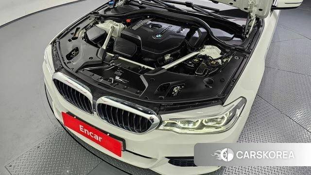 BMW 5 Series (G30) id 4746968 из Кореи 16