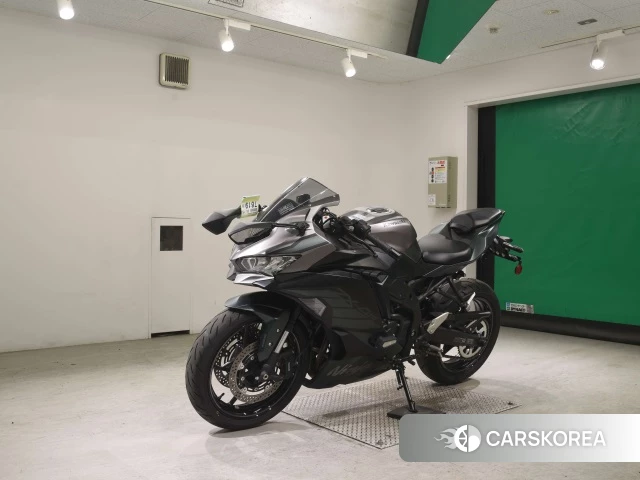 Kawasaki ZX-4R SE 2024 из Японии, фото 4