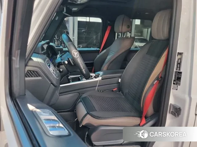 Mercedes-Benz G-Class W463b 2023 Белый из Кореи, фото 6