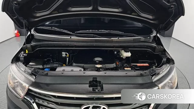 Hyundai The New Grand Starex id 3640607 из Кореи 16