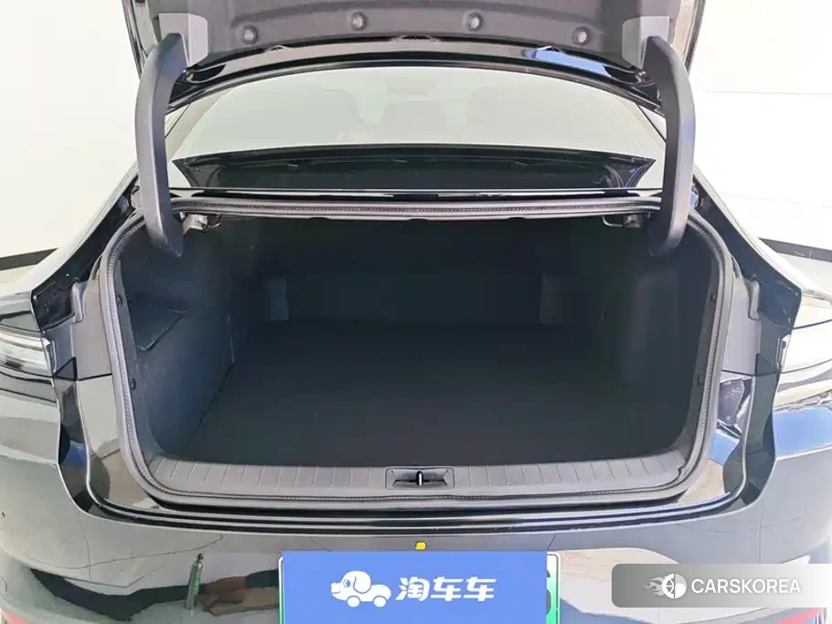Nissan N6 id 4679706 из Китая 12