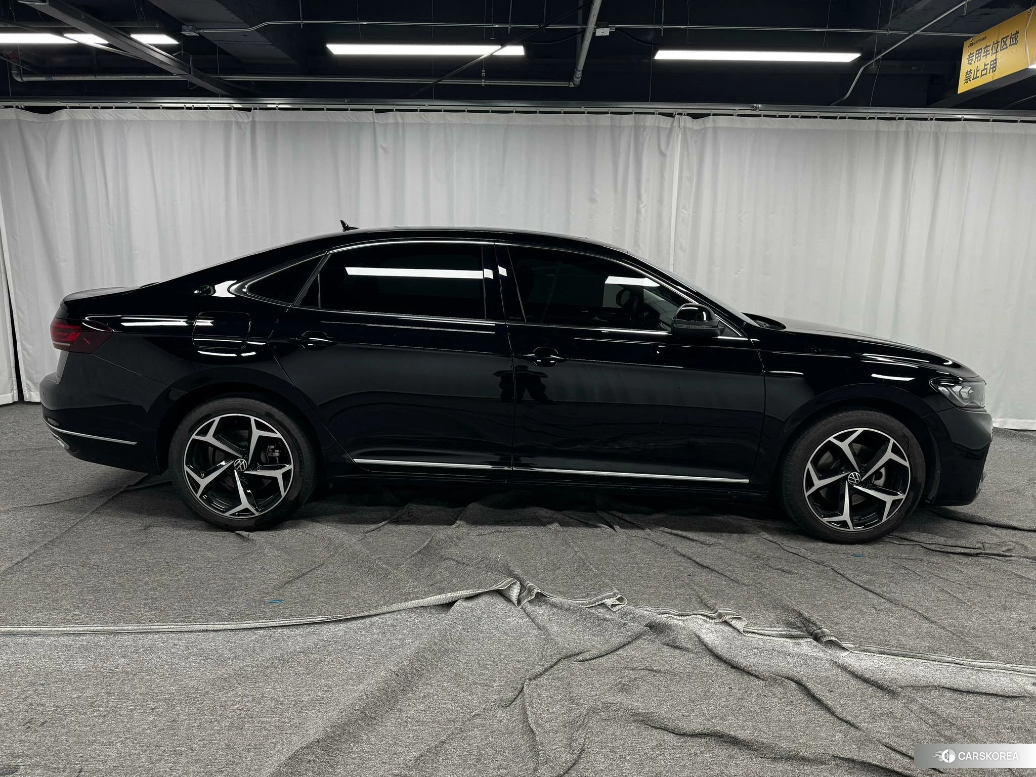 Volkswagen Passat id 4512519 из Китая 16