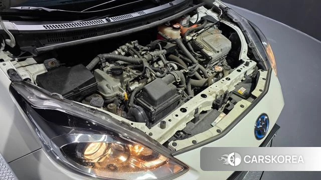 Toyota Prius C id 4776202 из Кореи 31