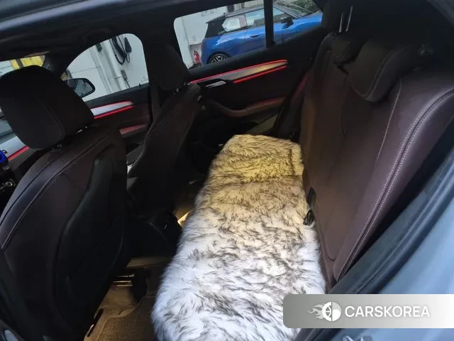 BMW X2 (F39) 2023 Небесно-голубой из Кореи, фото 6