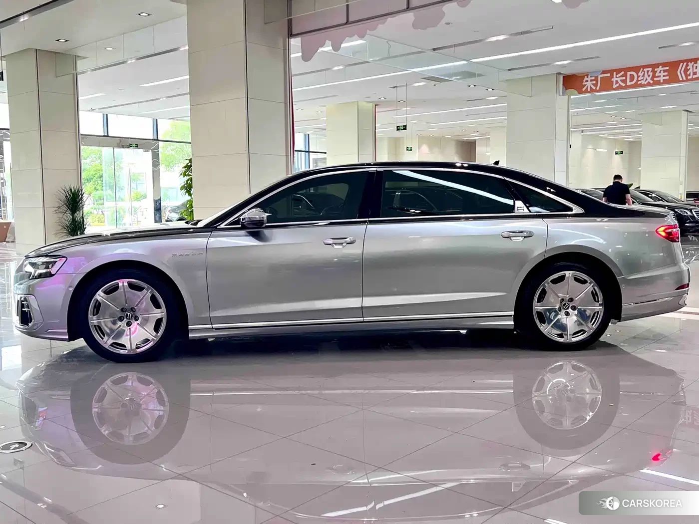 Audi A8 id 4680476 из Китая 7