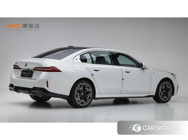 BMW 5 series 2025 Белый из Китая, фото 6