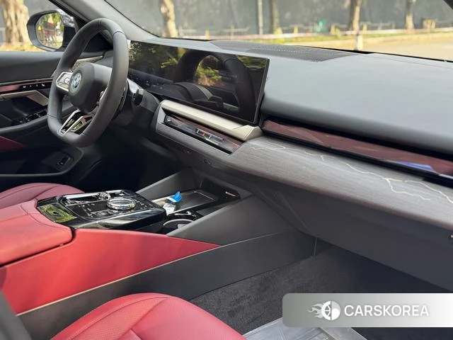 BMW 5 series id 4328484 из Китая 6