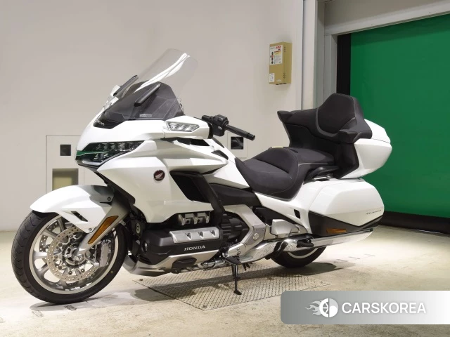 Проданный Honda GL1800 TOUR DCT 2026 из Японии, фото 2