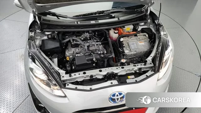 Toyota Prius C id 3061014 из Кореи 16