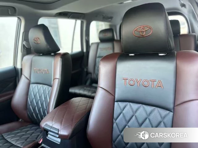 Toyota Prado (imported) 2023 Белый из Китая, фото 6