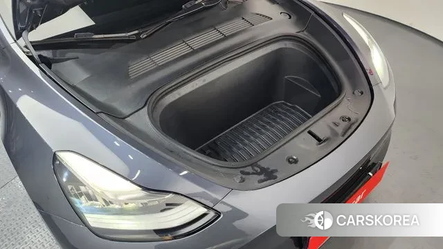 Tesla Model Y id 3615496 из Кореи 16