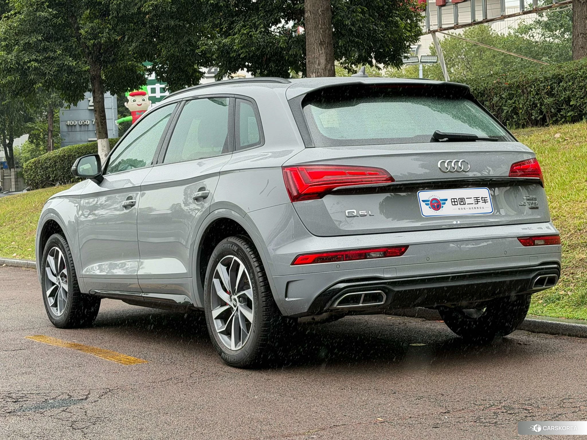 Audi Q5L id 4467959 из Китая 9