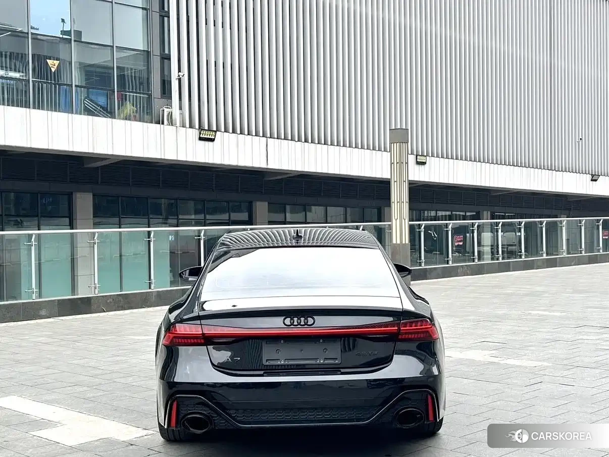 Audi A7 id 4546625 из Китая 17