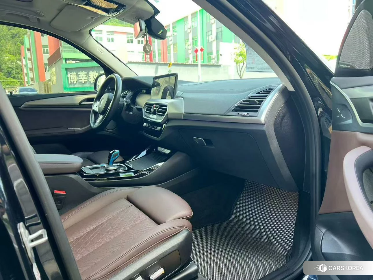 BMW iX3 2023 Черный из Китая, фото 6