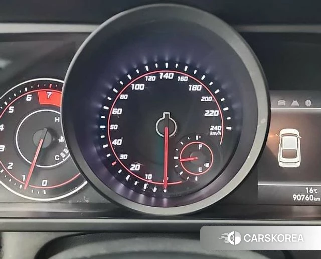 Hyundai Avante (CN7) id 3910902 из Кореи 14