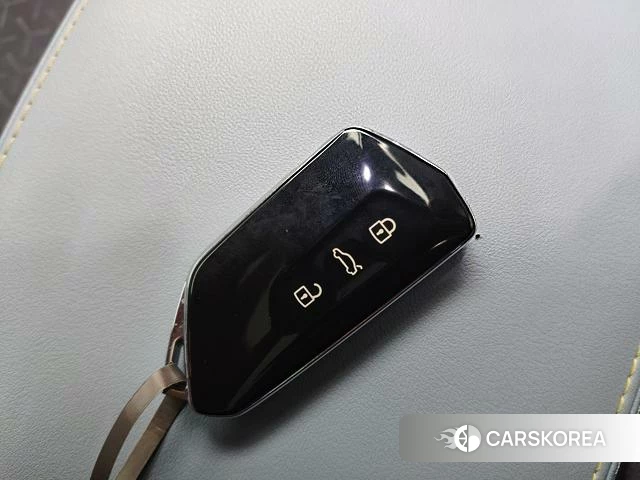 Volkswagen Golf id 4289978 из Китая 16