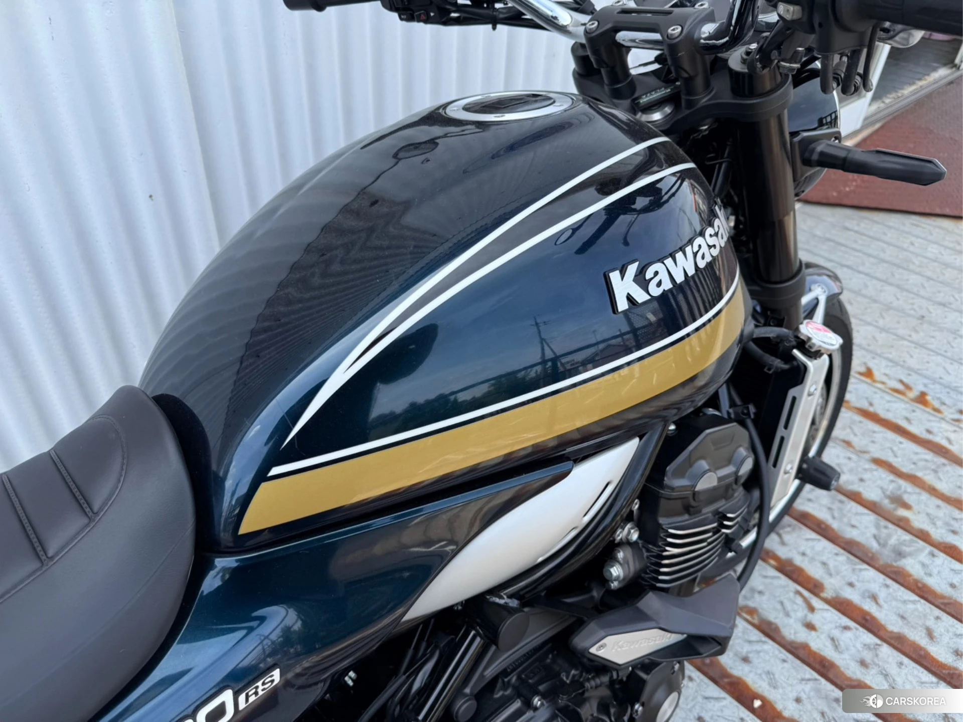 Kawasaki Z900RS id 4380163 из Японии 12