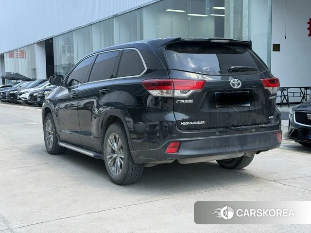 Toyota Highlander 2022 Черный из Китая, фото 6