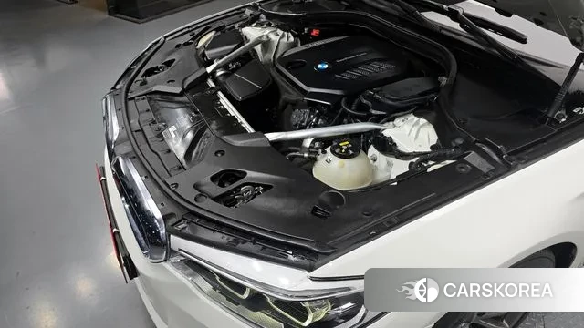 BMW 5 Series (G30) id 3547151 из Кореи 16