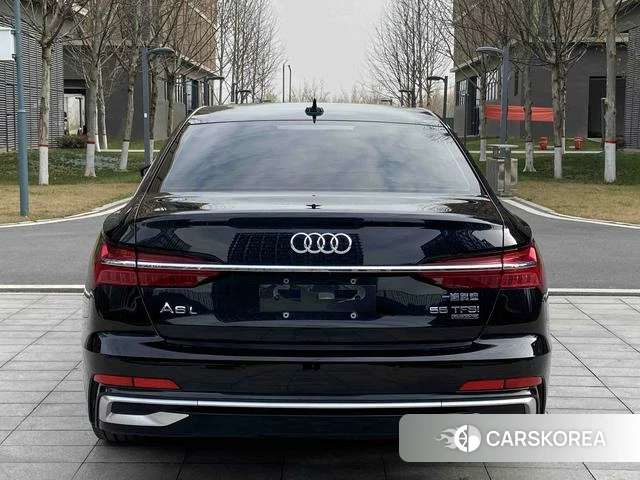 Audi A6L id 4275668 из Китая 9