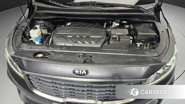 Kia The New Carnival id 4390131 из Кореи 16
