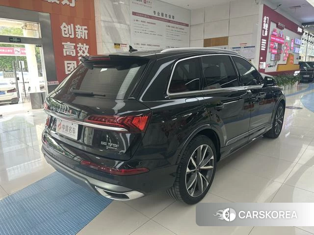 Audi Q7 id 4353106 из Китая 20