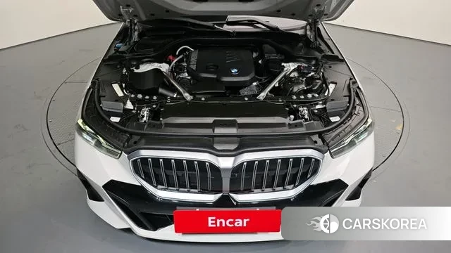 BMW 5 Series (G60) id 2910061 из Кореи 16