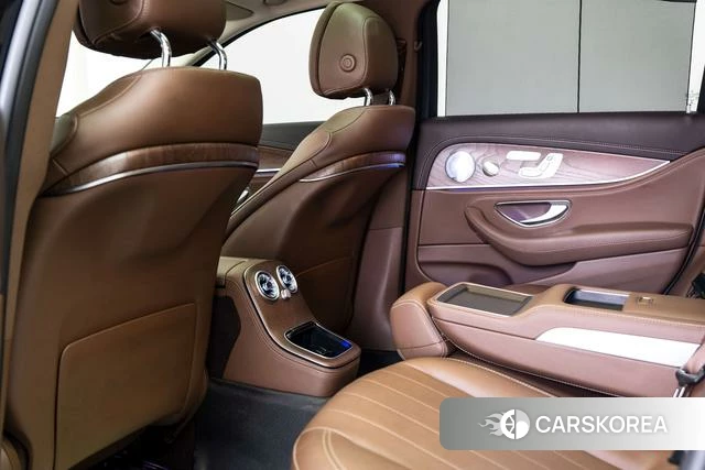 Mercedes-Benz E-class id 4254501 из Китая 22