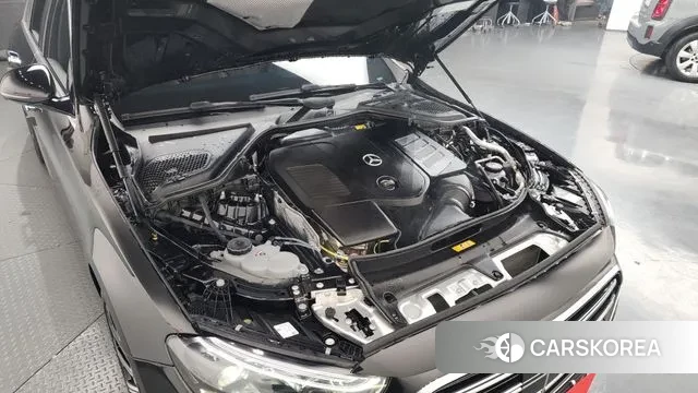 Mercedes-Benz E-Class W214 id 3590634 из Кореи 16