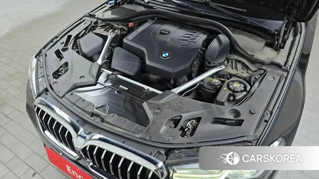 BMW 5 Series (G30) id 3923318 из Кореи 16