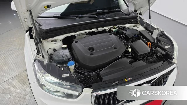 Volvo XC40 id 4750102 из Кореи 23