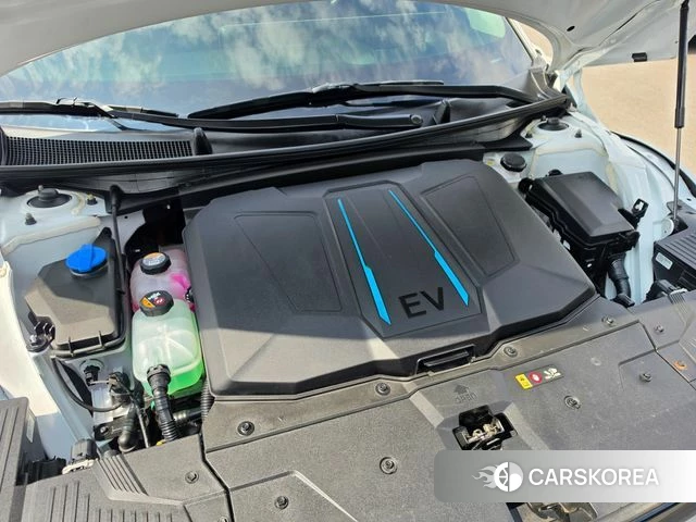 Hyundai Ionic 5 id 4763915 из Кореи 15