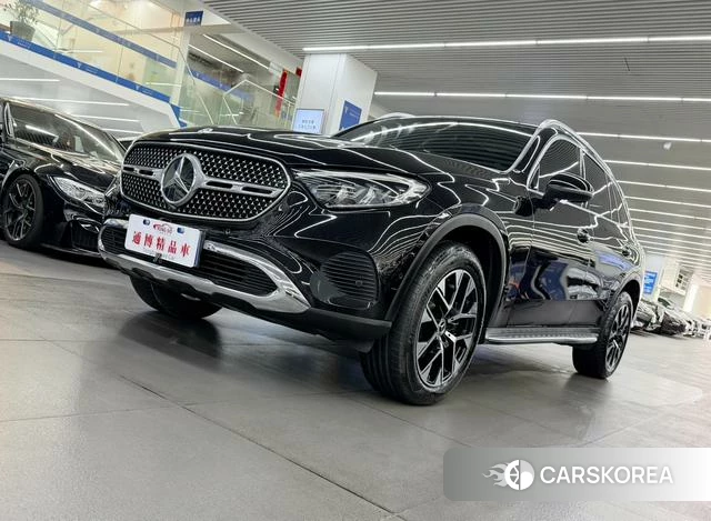 Mercedes-Benz GLC 2023 Черный из Китая, фото 6