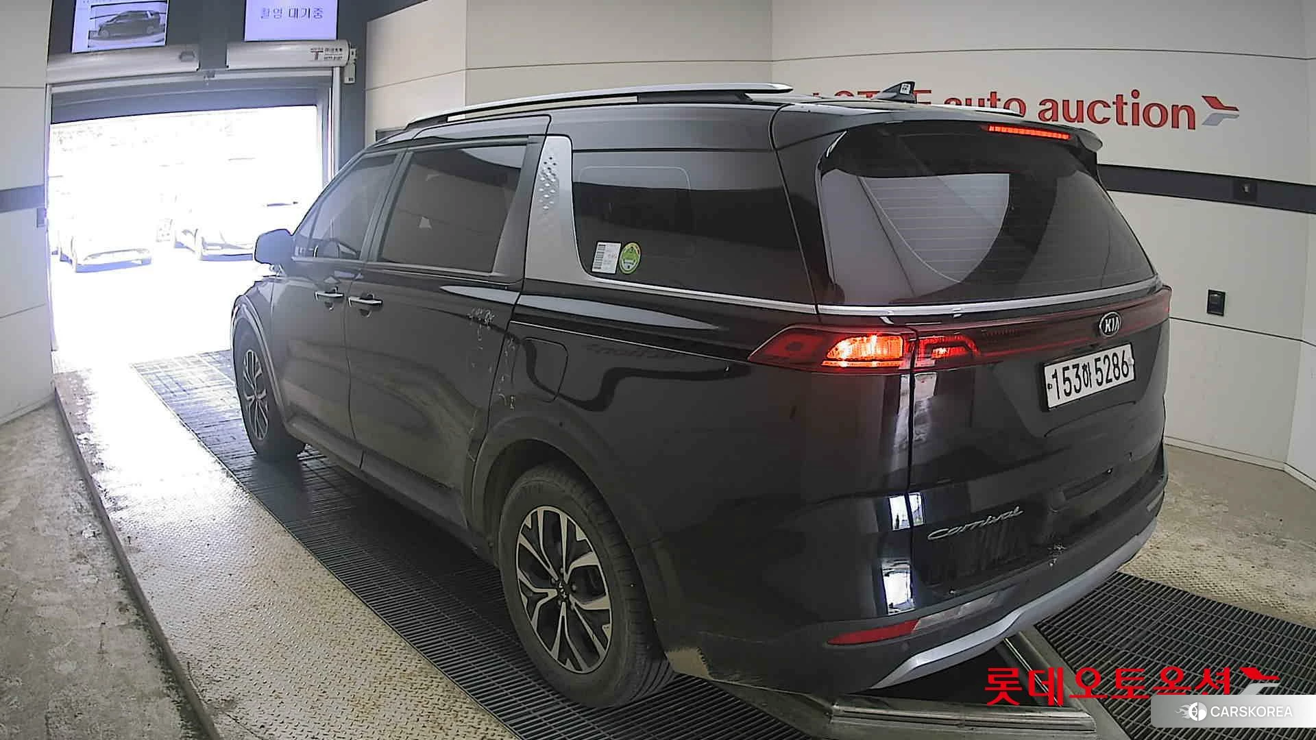 Kia Carnival id 4289634 из Кореи 33