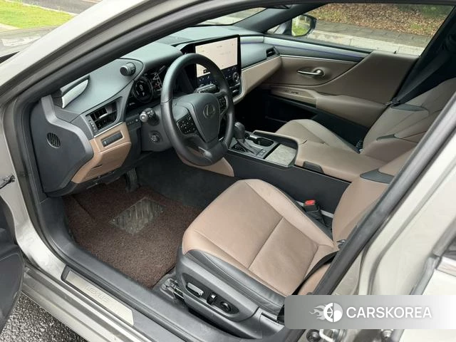 Lexus ES id 4374558 из Китая 9