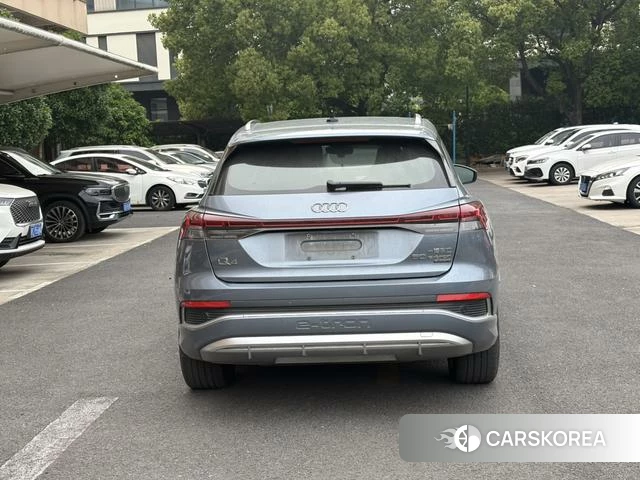 Audi Q4 e-tron 2023 Синий из Китая, фото 6