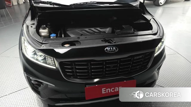 Kia The New Carnival id 4900475 из Кореи 16