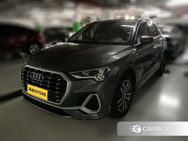 Audi Q3 2021 Темно-серый из Китая, фото 6
