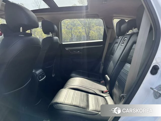 Honda CR-V id 3939472 из Китая 9