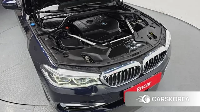 BMW 5 Series (G30) id 3772729 из Кореи 16