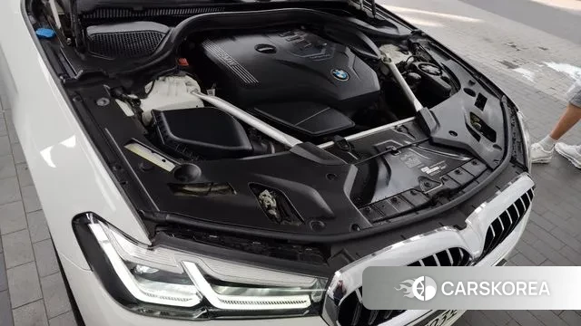 BMW 5 Series (G30) id 3028453 из Кореи 16