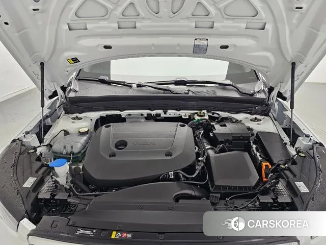 Volvo XC40 id 3549738 из Кореи 16