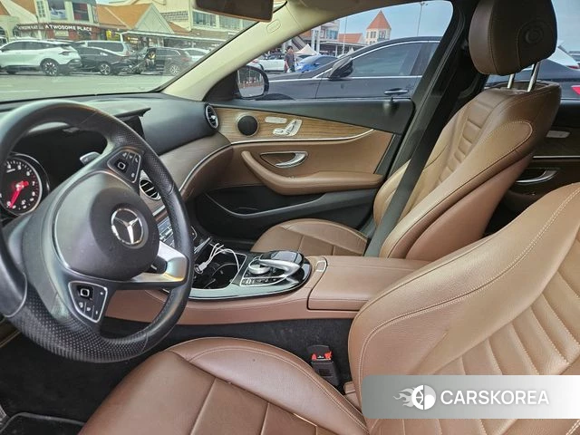 Mercedes-Benz E-Class W213 2018 Серый из Кореи, фото 6